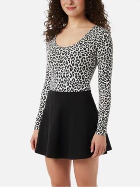 NWT Yummy Sweater Co. Black & White Leopard Bodysuit Size XL